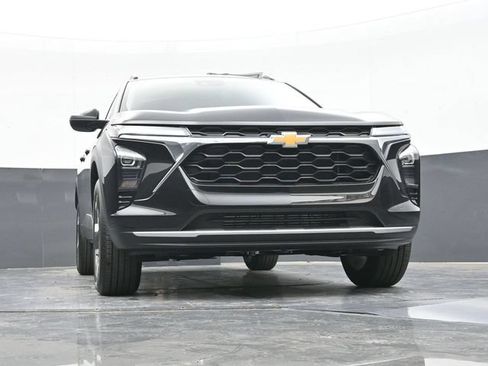 New 2026 Chevrolet Trax LT w/ LT Convenience Package FWD image 48
