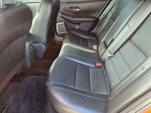 Used 2024 Nissan Sentra SR w/ SR Premium Package image 13