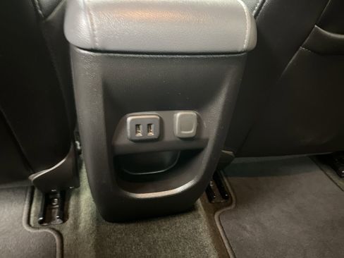 Used 2017 Chevrolet Colorado Z71 image 10