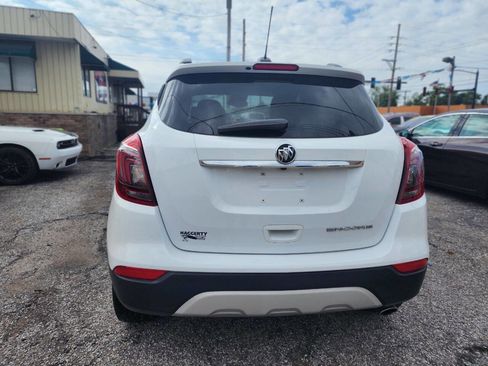 Used 2021 Buick Encore Preferred w/ Safety Package image 6