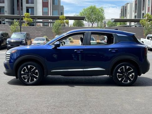 New 2025 Nissan Kicks SV w/ SV Premium Package image 2