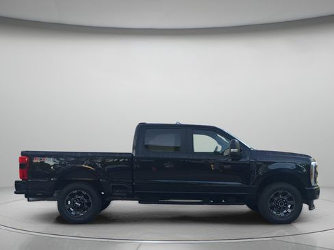 Certified 2024 Ford F250 XL w/ STX Appearance Package AWD/4WD image 39