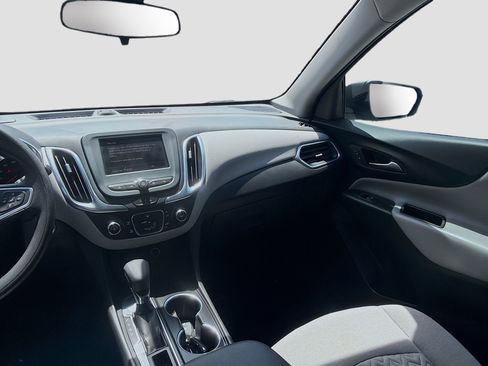 Used 2023 Chevrolet Equinox LS w/ LS Convenience Package image 16