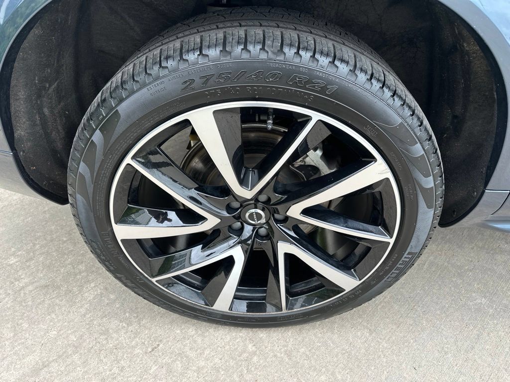 Certified 2024 Volvo XC90 B6 Ultimate w/ Protection Package Premier AWD/4WD image 14