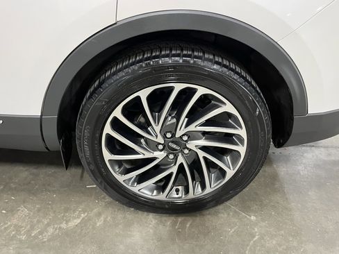 Used 2019 Lincoln Nautilus Reserve AWD/4WD image 25