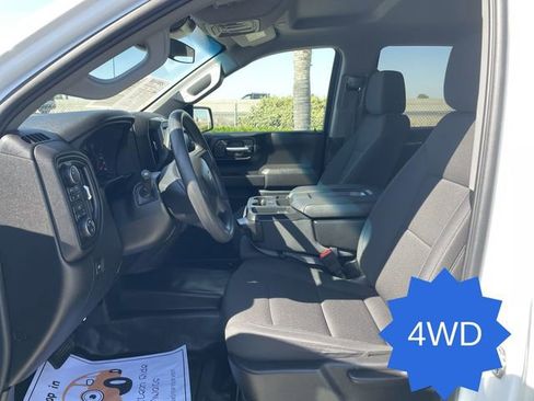 Used 2025 Chevrolet Silverado 1500 W/T w/ WT Value Package AWD/4WD image 18