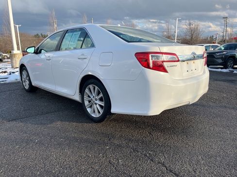 Used 2014 Toyota Camry XLE image 5