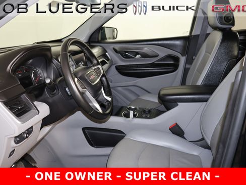 Certified 2024 GMC Terrain SLT image 8