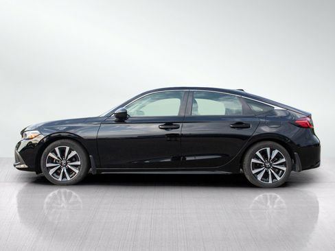 Used 2023 Honda Civic EX-L image 2