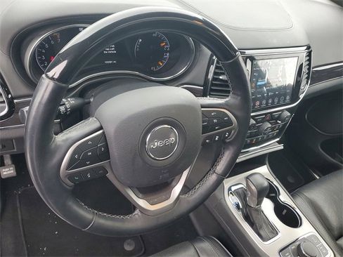 Used 2021 Jeep Grand Cherokee Overland image 20