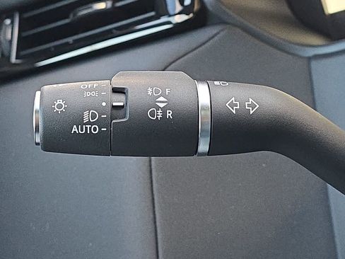 New 2026 Land Rover Range Rover Velar Dynamic SE AWD/4WD image 27