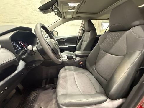 Used 2023 Toyota RAV4 XLE image 8