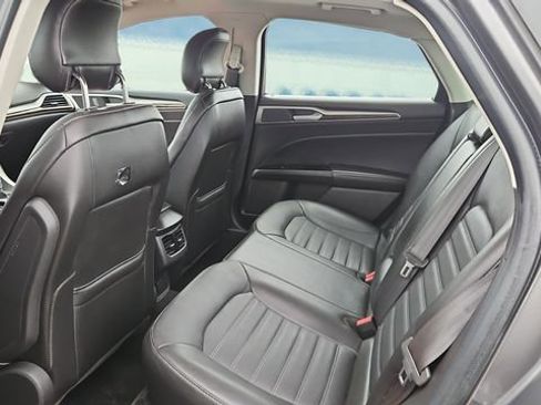 Used 2013 Ford Fusion SE image 21