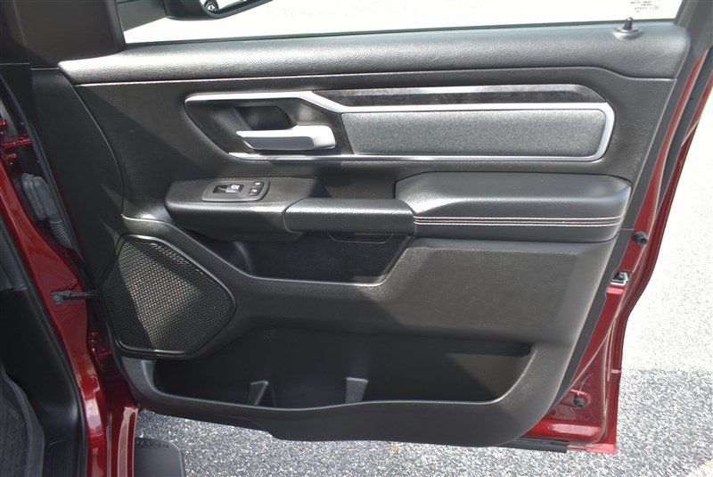Used 2022 RAM 1500 Big Horn AWD/4WD image 34