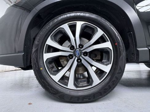 Used 2019 Subaru Forester Limited image 8