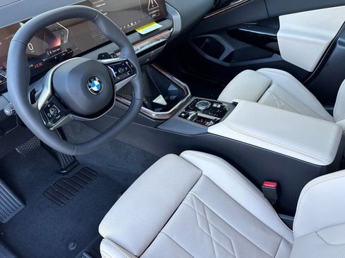 Used 2026 BMW X3 xDrive30 w/ Premium Package image 4