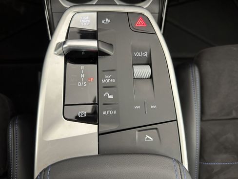 Certified 2025 BMW X1 xDrive28i w/ M Sport Package image 20