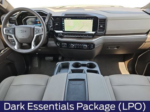 Used 2022 Chevrolet Silverado 1500 LT AWD/4WD image 11