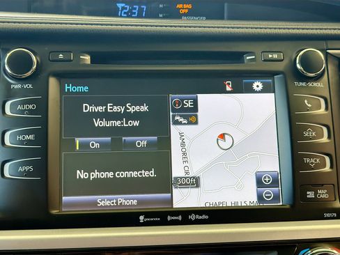 Used 2017 Toyota Highlander XLE image 21