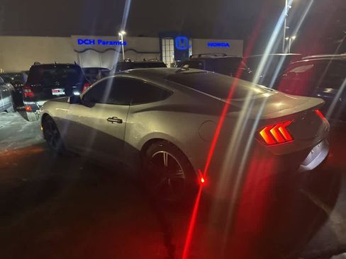 Used 2024 Ford Mustang Coupe image 14