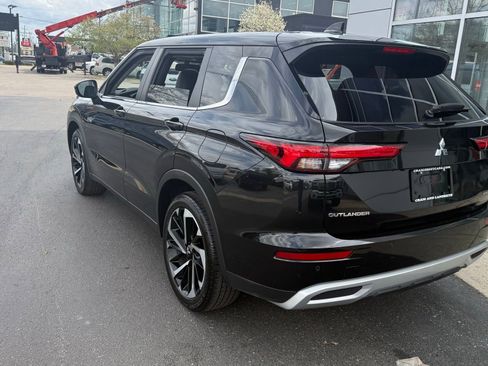 Used 2024 Mitsubishi Outlander SE AWD/4WD image 10
