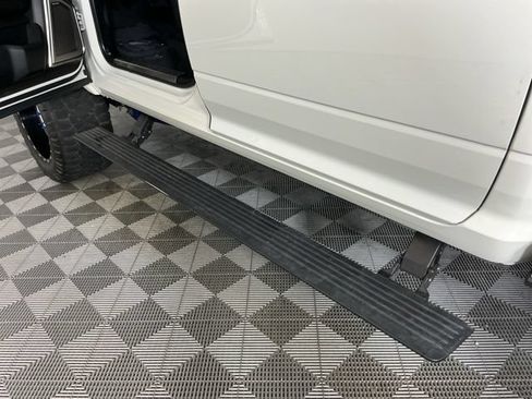 Used 2019 RAM 2500 Limited AWD/4WD image 14