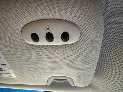 Used 2016 Ford Edge Sport image 32