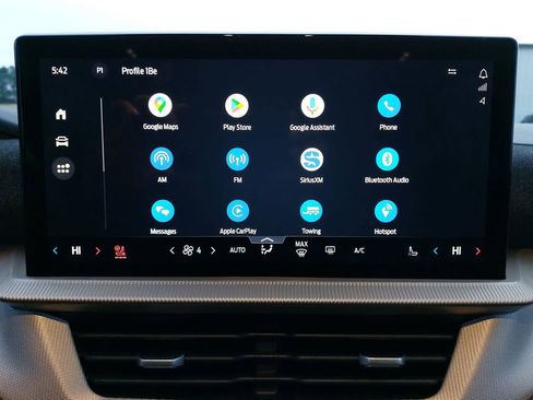 Used 2025 Ford Explorer Active w/ Active Comfort Package image 18