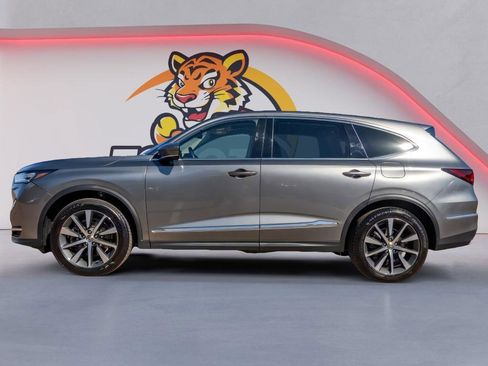 Used 2025 Acura MDX SH-AWD w/ Technology Package image 8