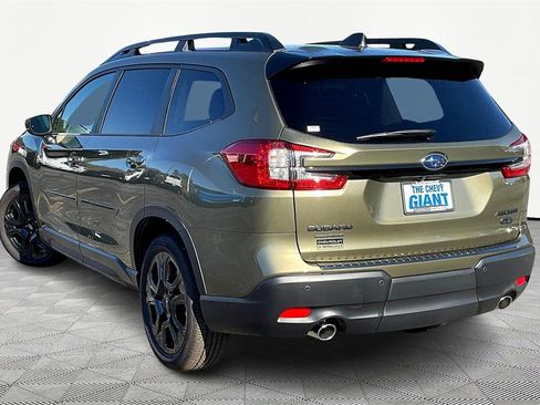 Used 2025 Subaru Ascent Bronze Edition image 4
