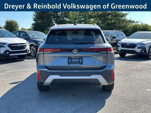 New 2025 Volkswagen Tiguan SE image 6