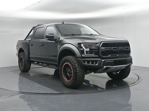Used 2019 Ford F150 Raptor w/ Equipment Group 802A Luxury AWD/4WD image 60