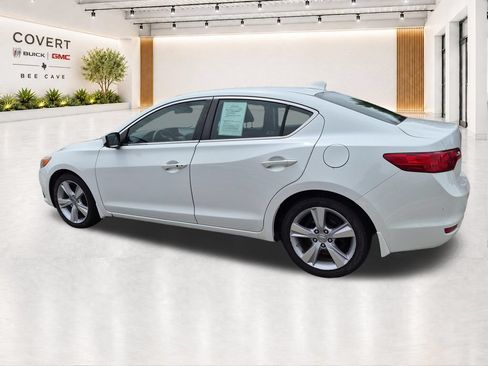 Used 2015 Acura ILX w/ Technology Package FWD image 7