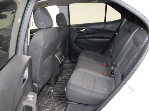 Used 2020 Chevrolet Equinox LT image 18