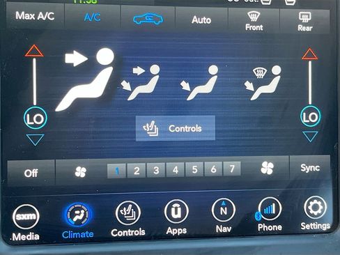 Used 2022 Chrysler 300 S w/ Comfort Group image 16