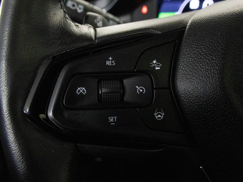 Used 2023 Chevrolet Bolt EUV Premier w/ Sun & Sound Package image 29