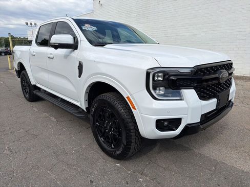 Used 2025 Ford Ranger Lariat w/ FX4 Off-Road Package AWD/4WD image 8