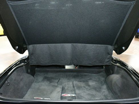 Used 2007 Chevrolet Corvette Z06 w/ Preferred Equipment Group RWD image 95