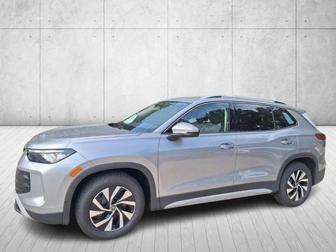 New 2026 Volkswagen Tiguan S image 1