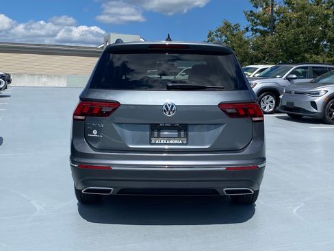 Used 2020 Volkswagen Tiguan SE FWD image 4