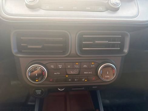 Certified 2024 Ford Maverick Lariat AWD/4WD image 33