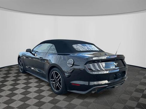 Used 2020 Ford Mustang Premium image 7