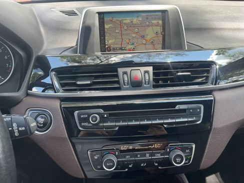 Used 2017 BMW X1 sDrive28i FWD image 18
