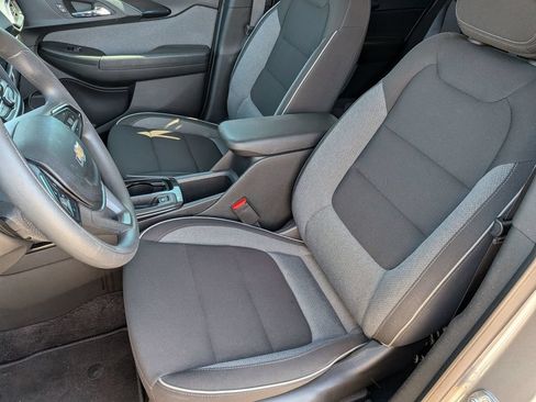 Used 2023 Chevrolet TrailBlazer LT FWD image 15