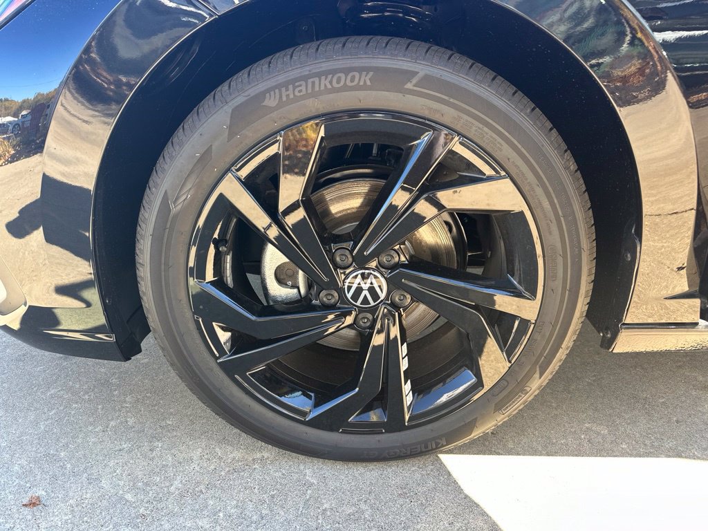 New 2027 Volkswagen Jetta SE FWD image 31