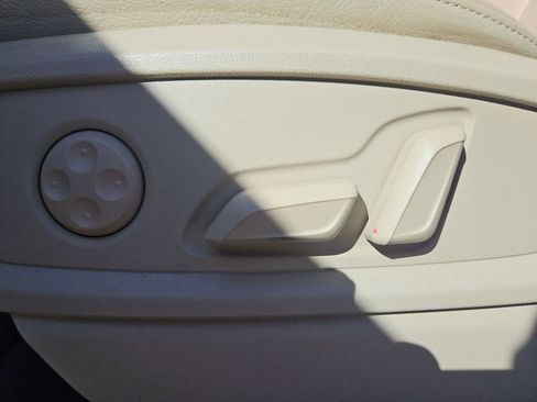 Used 2018 Audi Q5 2.0T Premium Plus w/ Premium Plus Package image 20