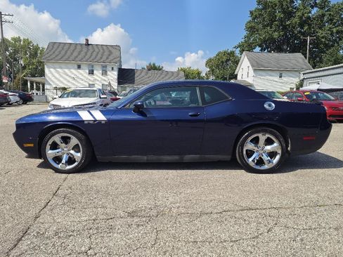 Used 2013 Dodge Challenger R/T RWD image 8