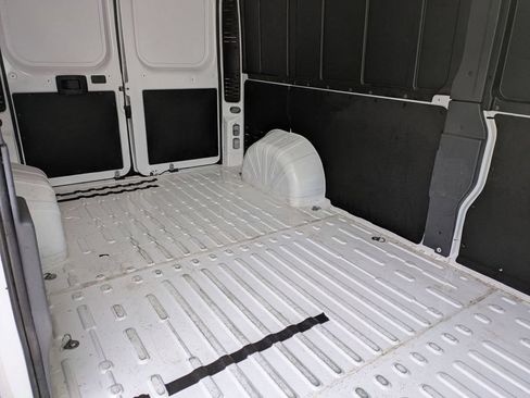Used 2026 RAM ProMaster 2500 w/ Convenience Group FWD image 25