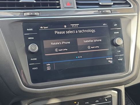 Used 2022 Volkswagen Tiguan SE image 18