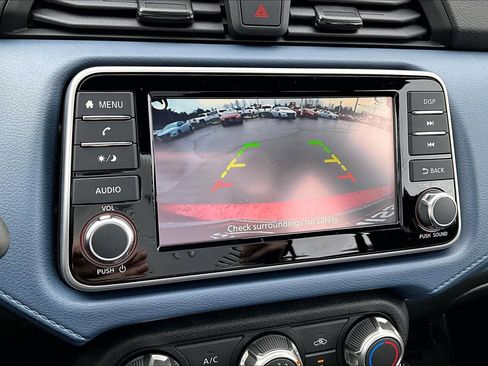 Used 2025 Nissan Versa SV w/ Trunk Package image 6